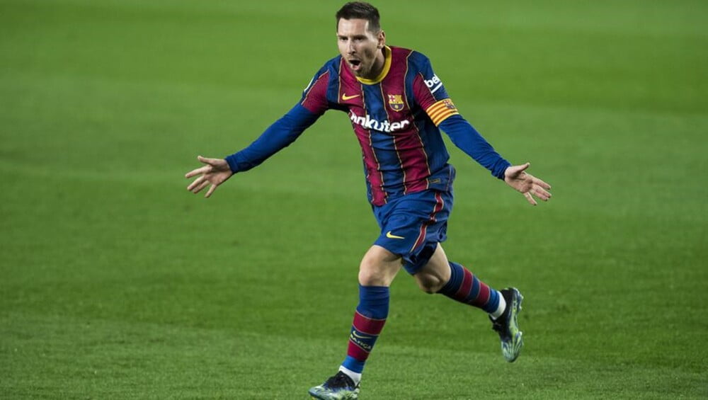Messi lập siêu phẩm sút phạt ngay sau khi lộ hợp đồng nửa tỷ euro với Barca Ảnh 1